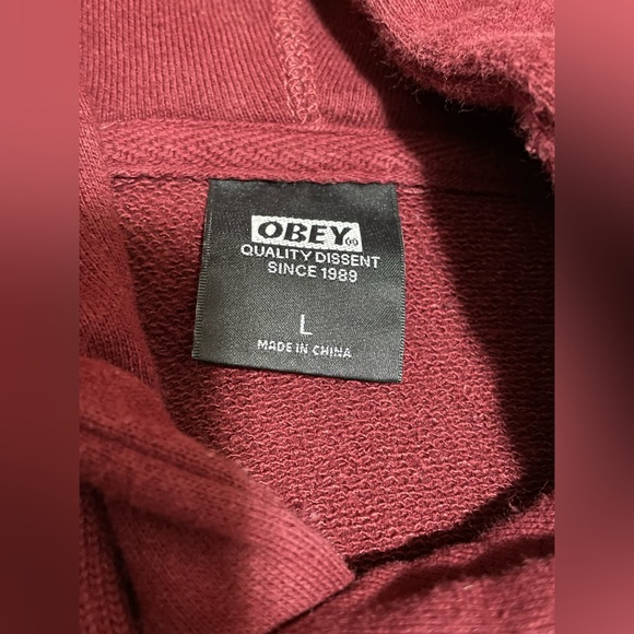 GENTLY USED OBEY “SHADOW BLOCK LOGO” HOODIE IN MAROON RED SIZE LARGE NICE WARM!! - Picture 7 of 16